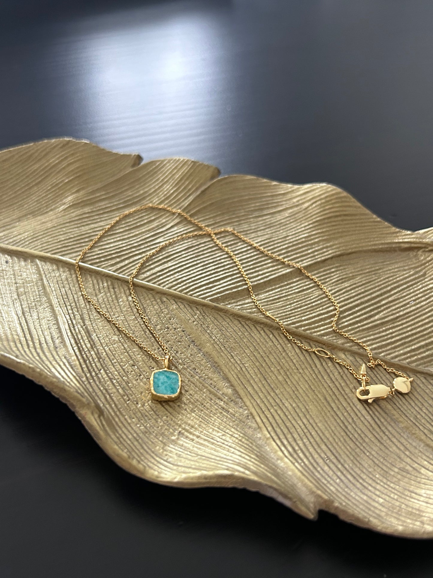 Turquoise stone pendant necklace 60