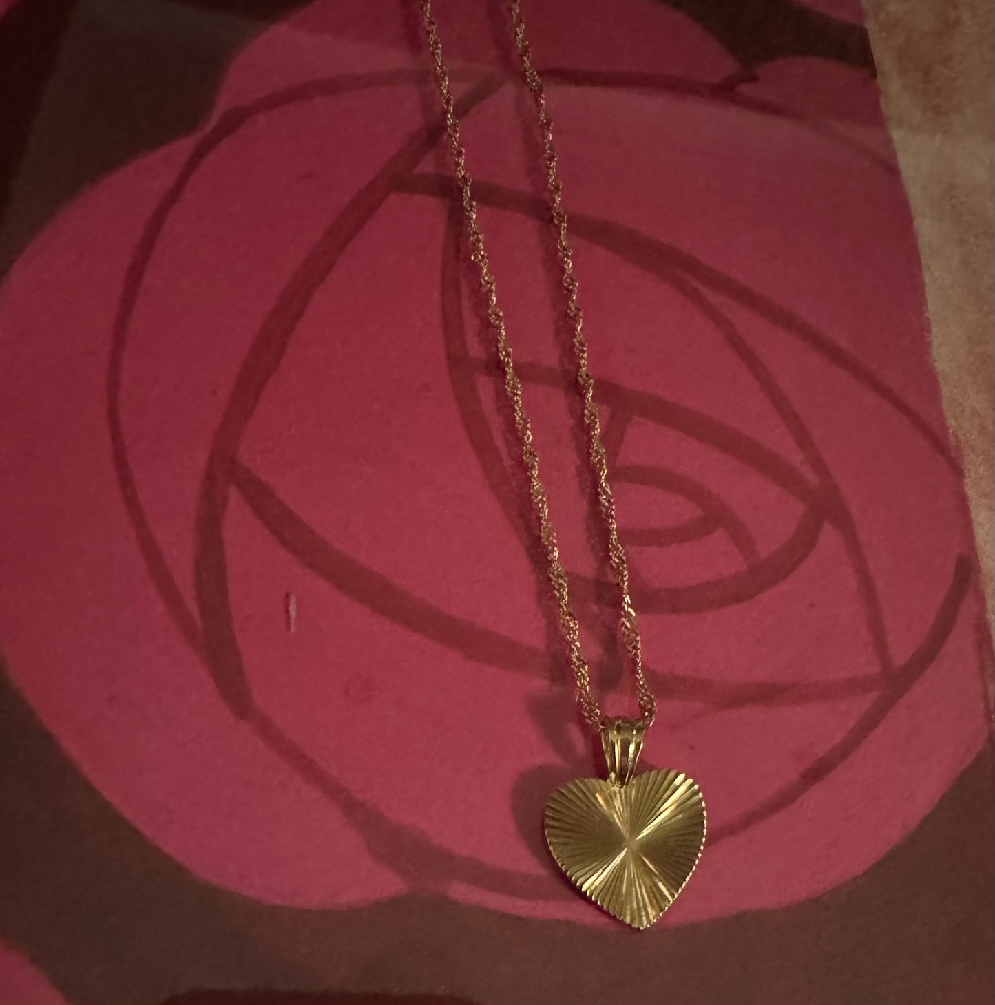 Gold engraved heart necklace A11