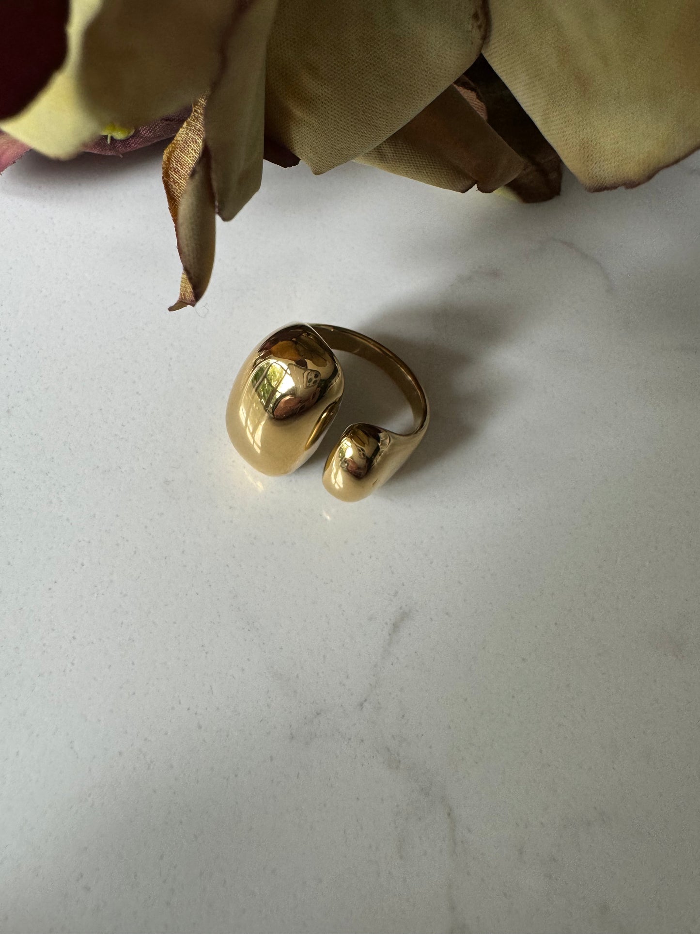 Gold double end statement ring 94