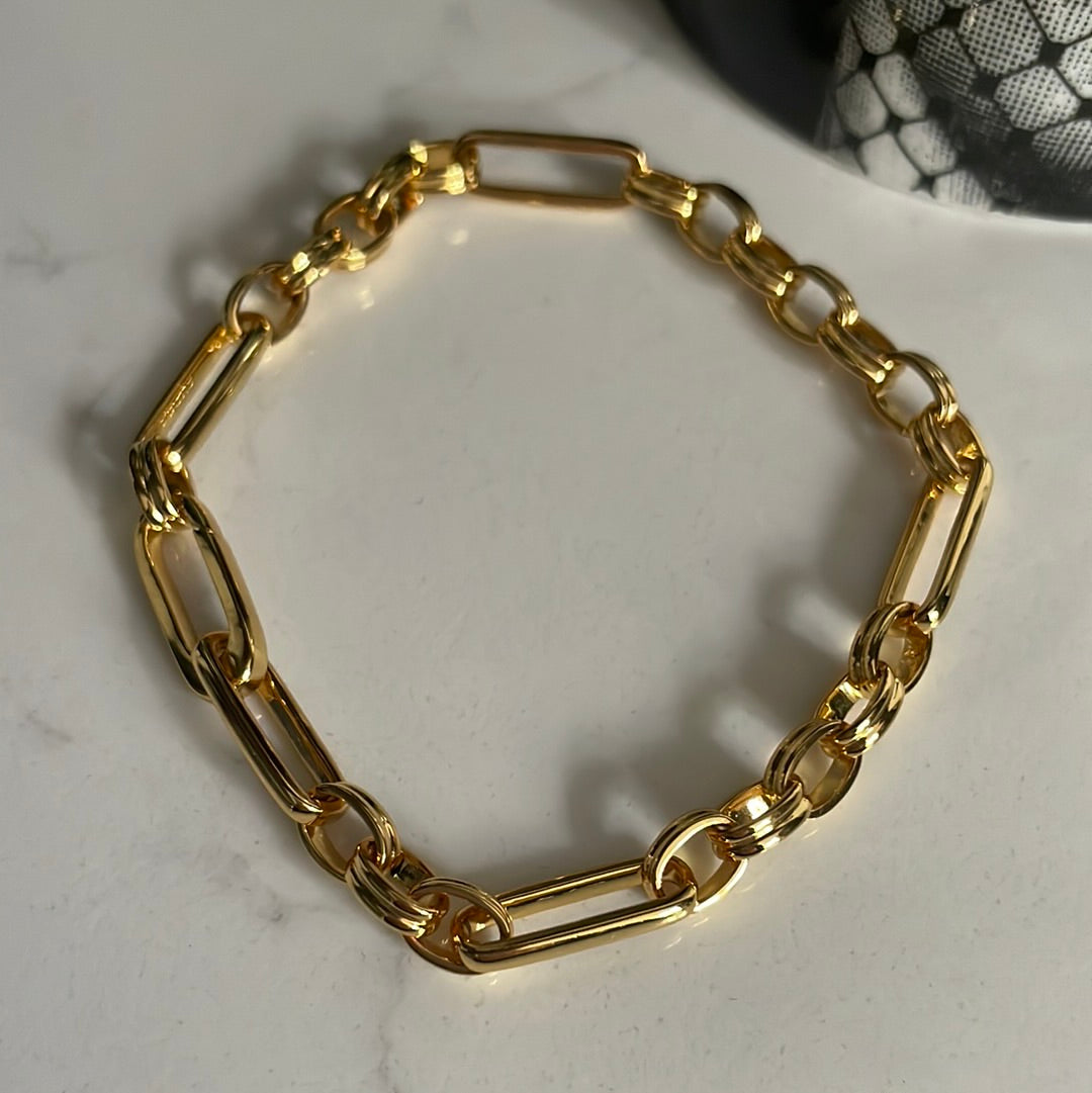 Gold link bracelet