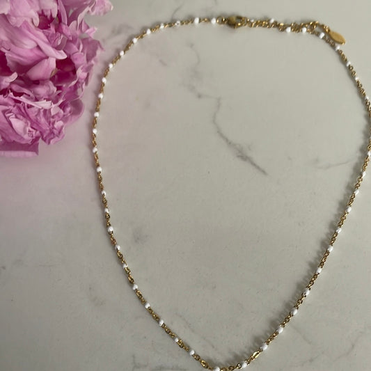 White & gold beaded necklace