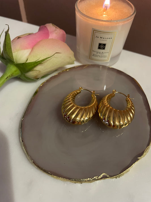 Gold Engraved oval hoop earrings 21
