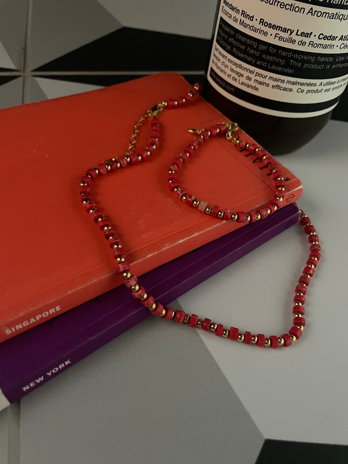 Red gold beaded bracelet A85