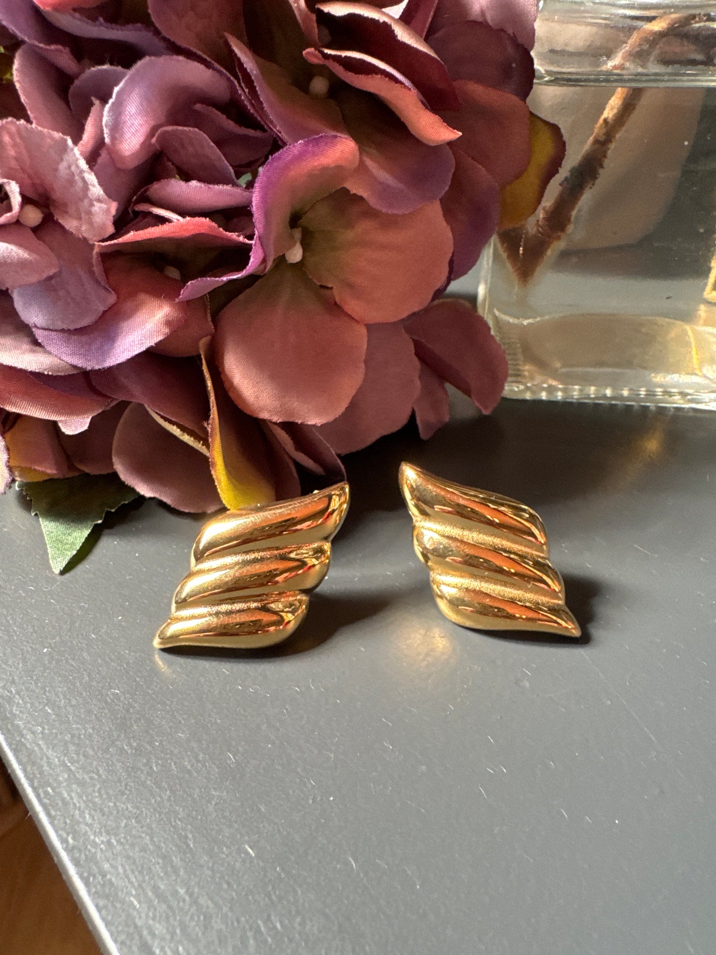 Silver / gold fan style earrings A71