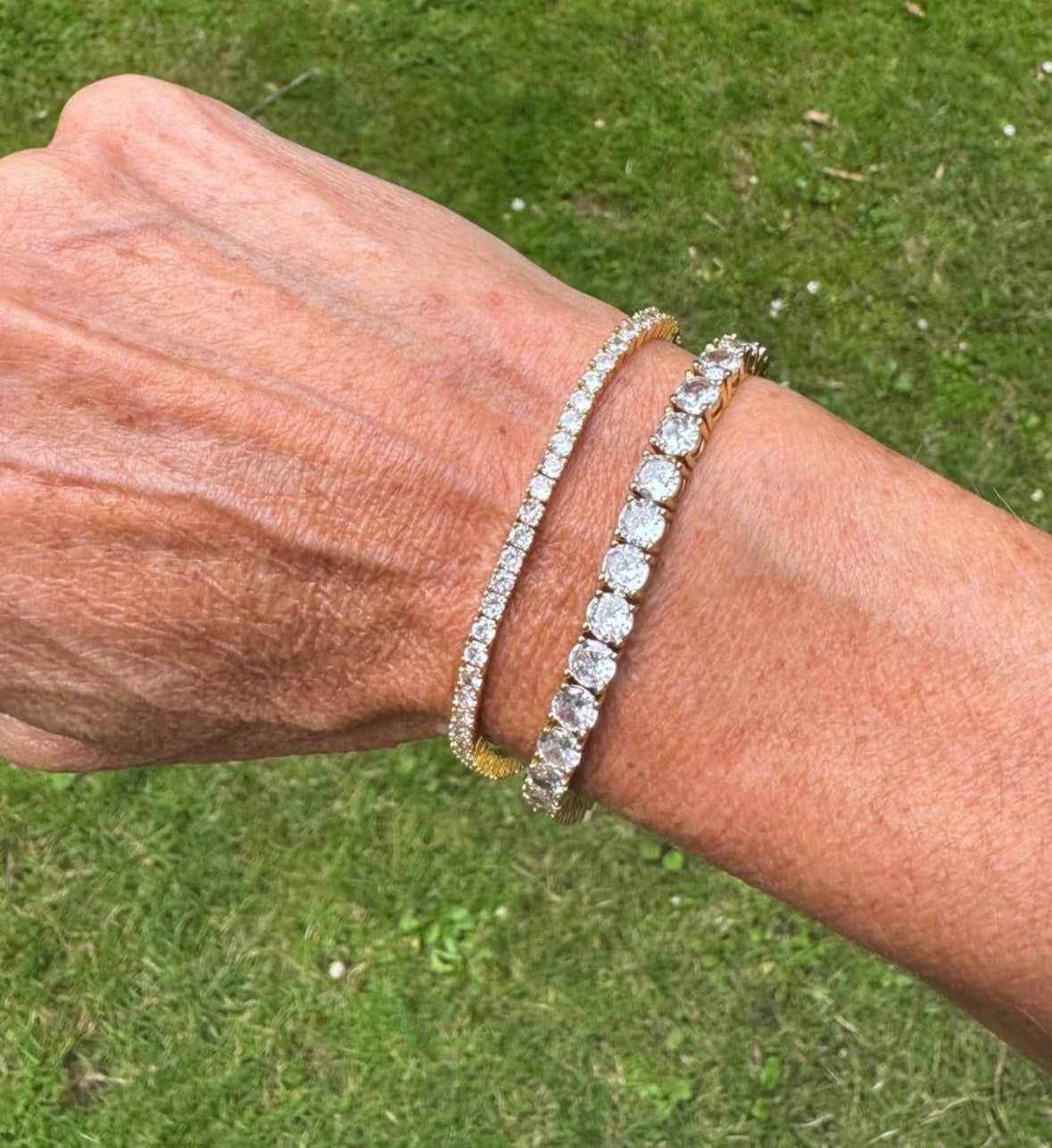 Diamond tennis bracelet B56