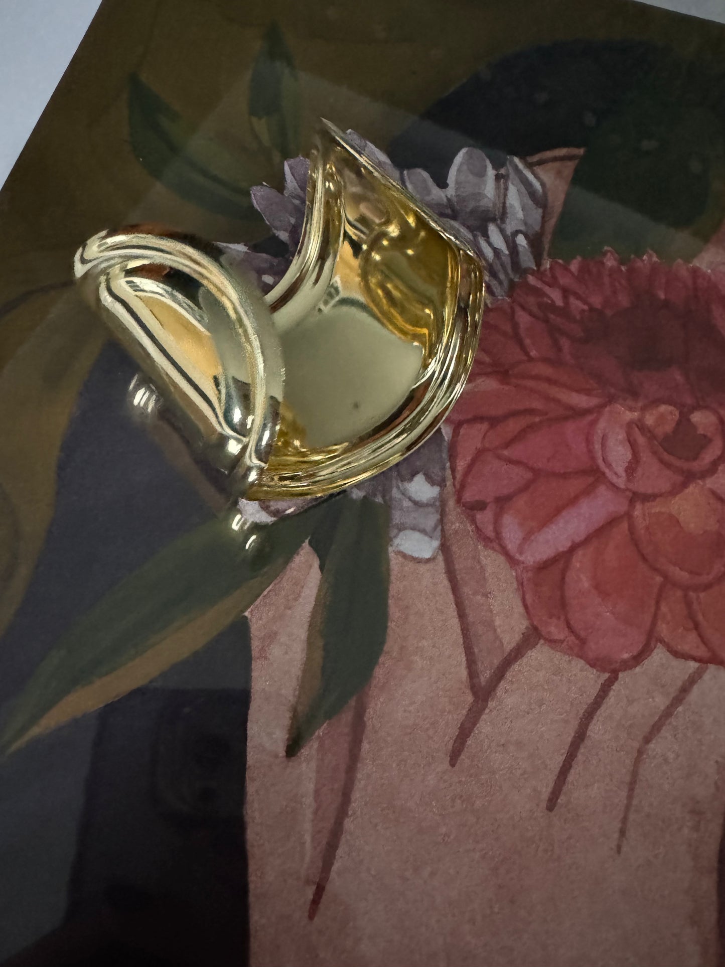 Chunky gold cuff A6