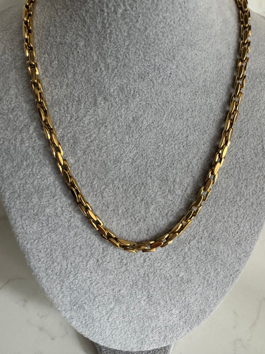 Gold link short necklace B63