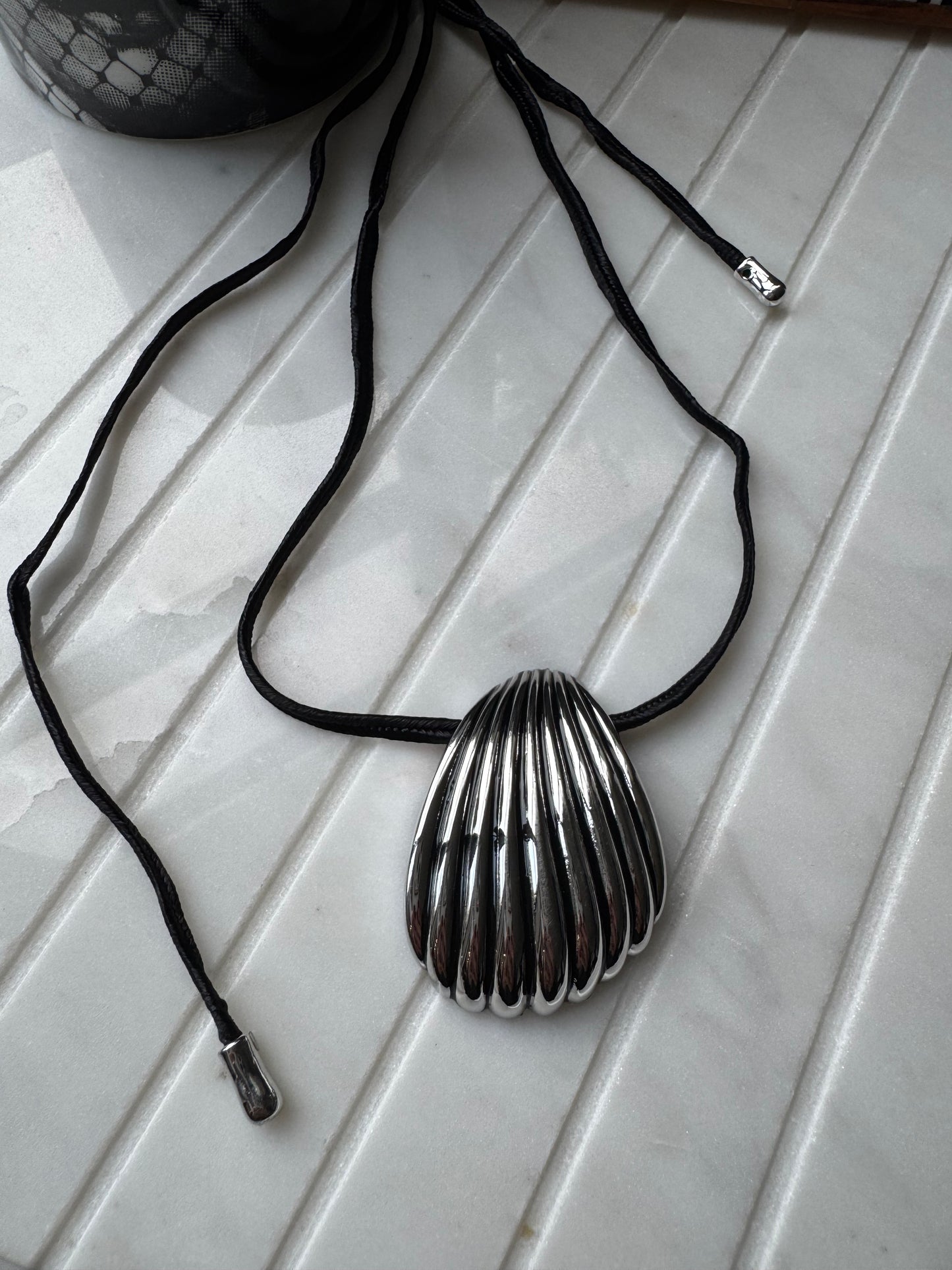 Shell long statement necklace AA69