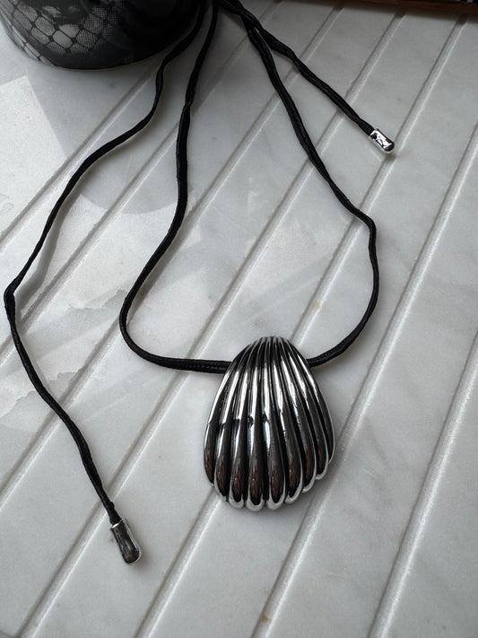 Shell long statement necklace AA69