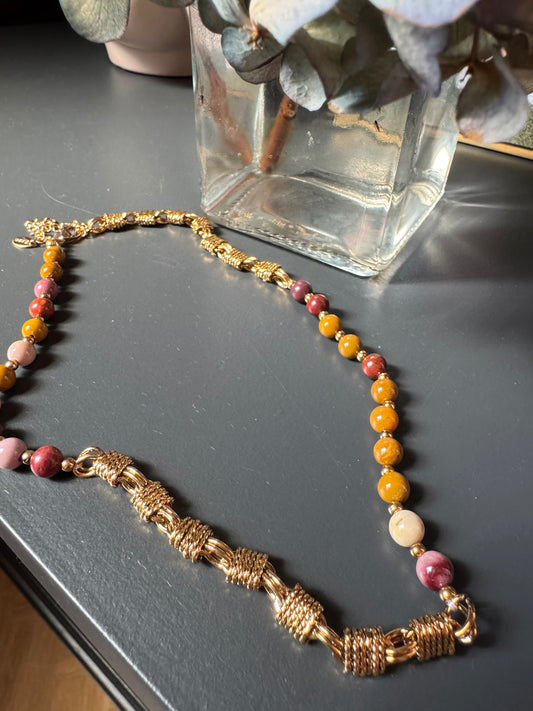 Brown gold beaded agate necklace A76