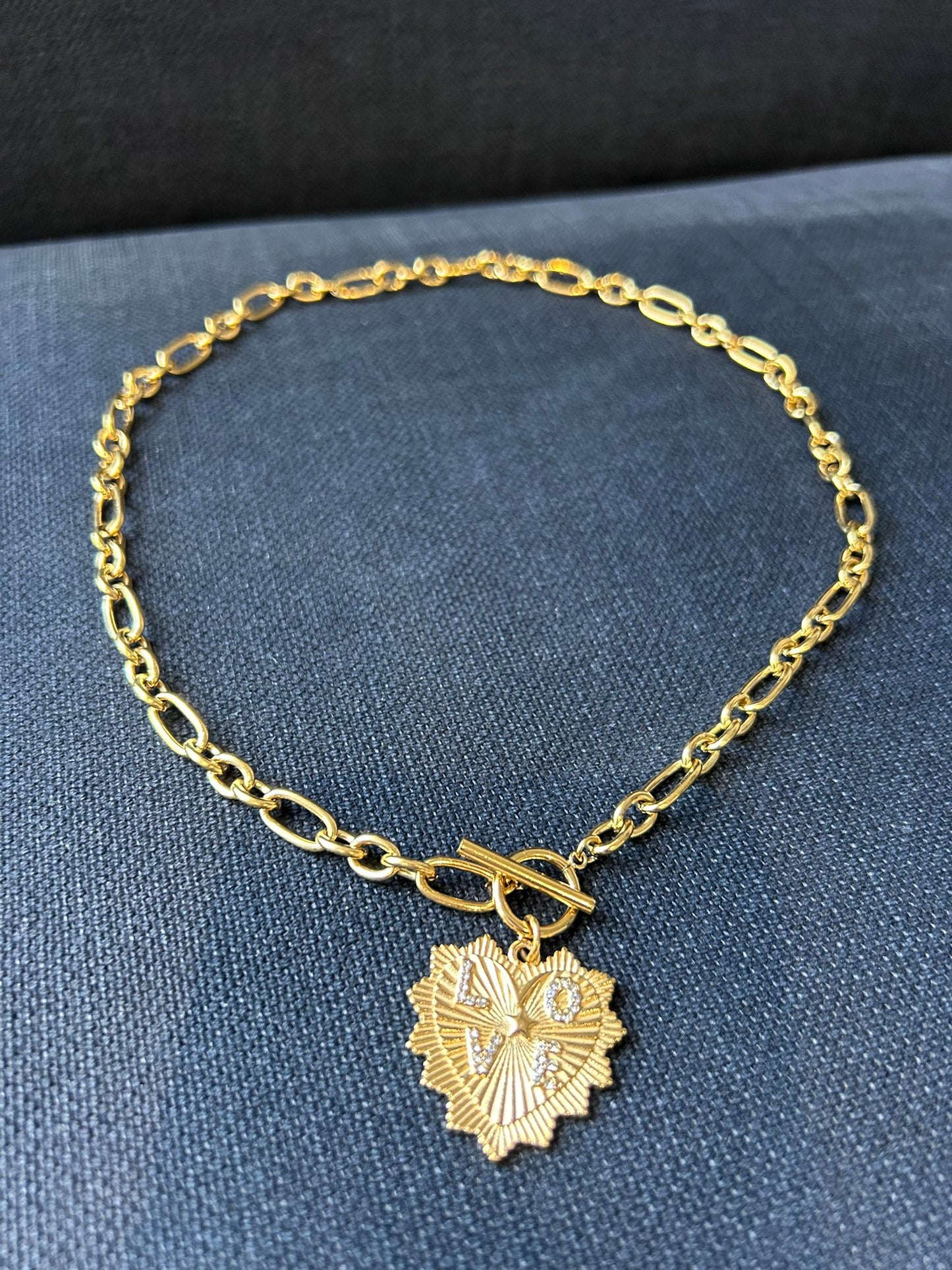 Chunky love charm necklace A38
