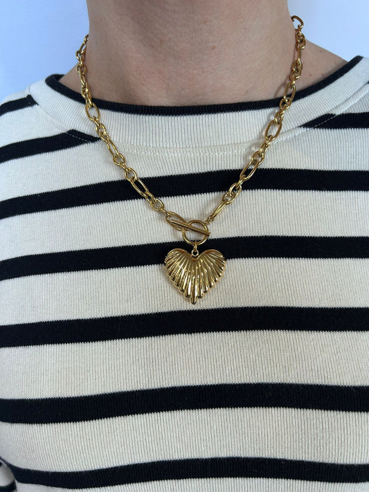 Chunky heart pendant necklace A28