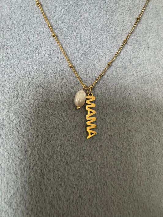 Gold mama necklace with pearl A40