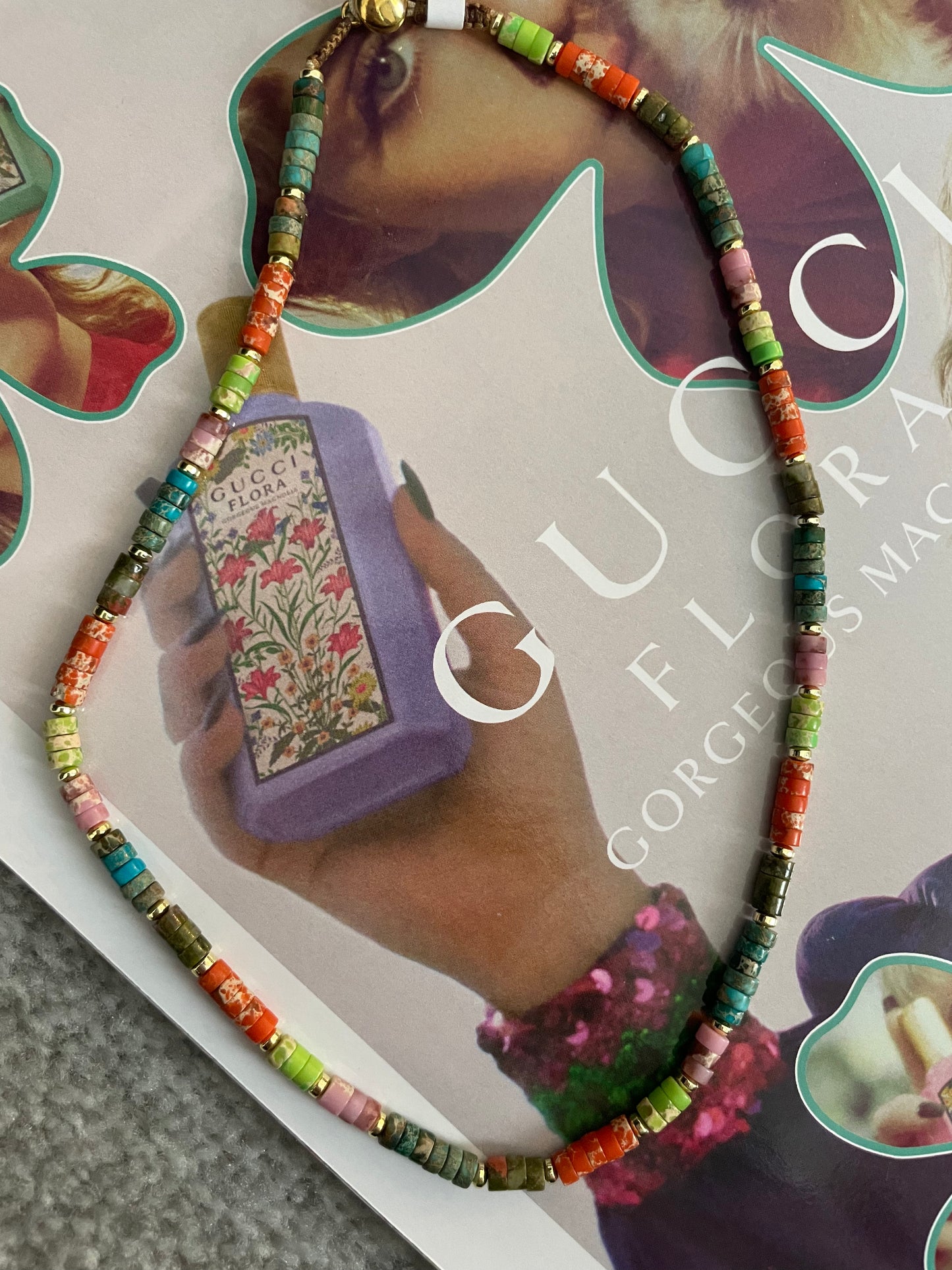 Multicoloured beaded necklace button clasp 40
