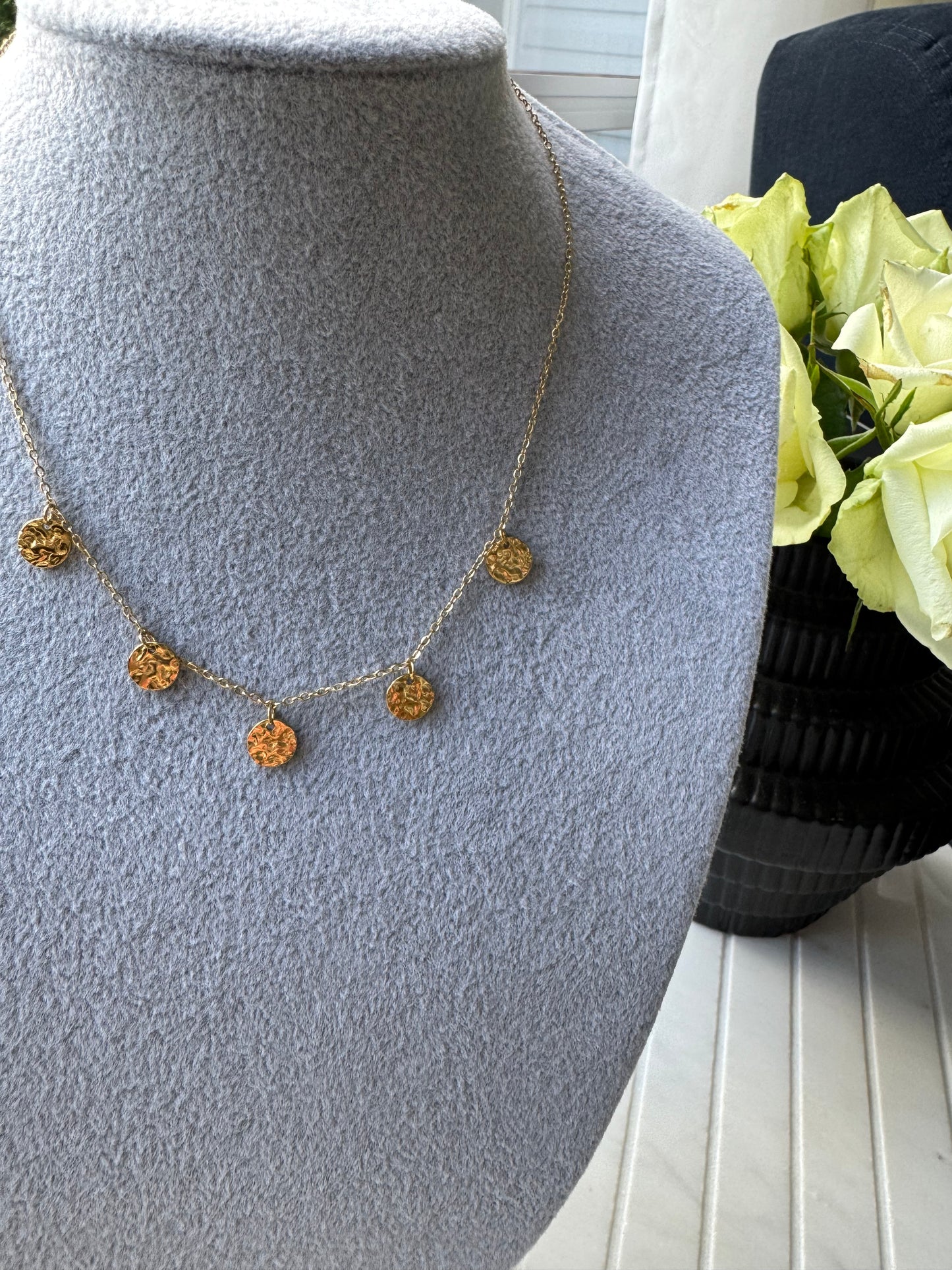 Gold disc layering chain A53