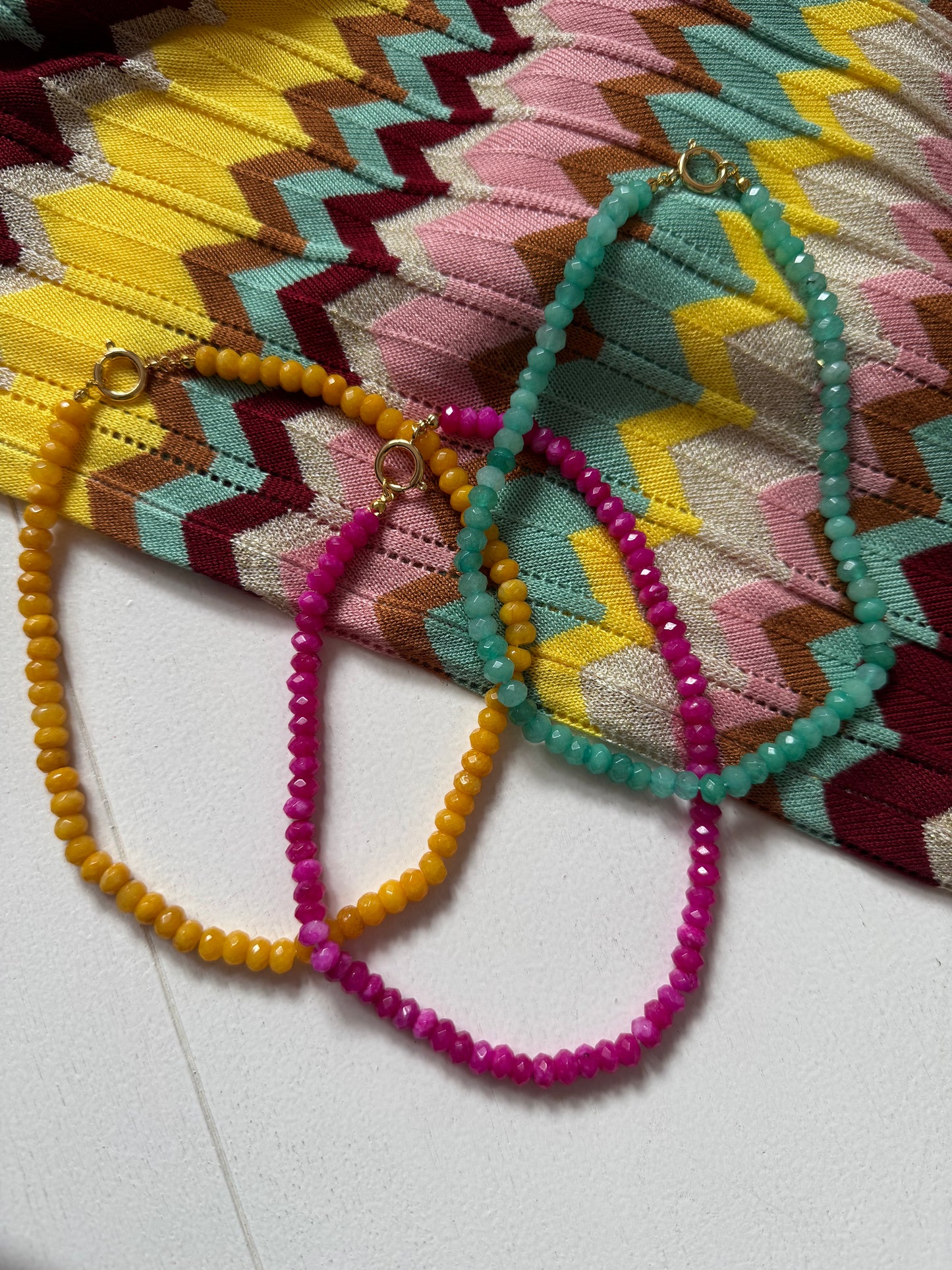 Coloured beads slim A55