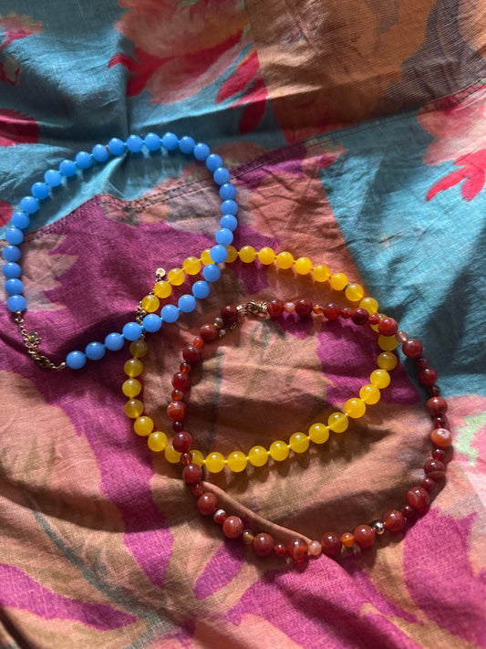 Coloured beads chunky necklace A56