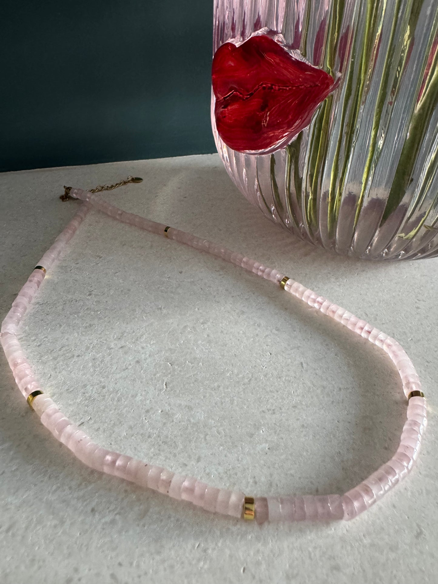 Rose quartz beaded necklace B3