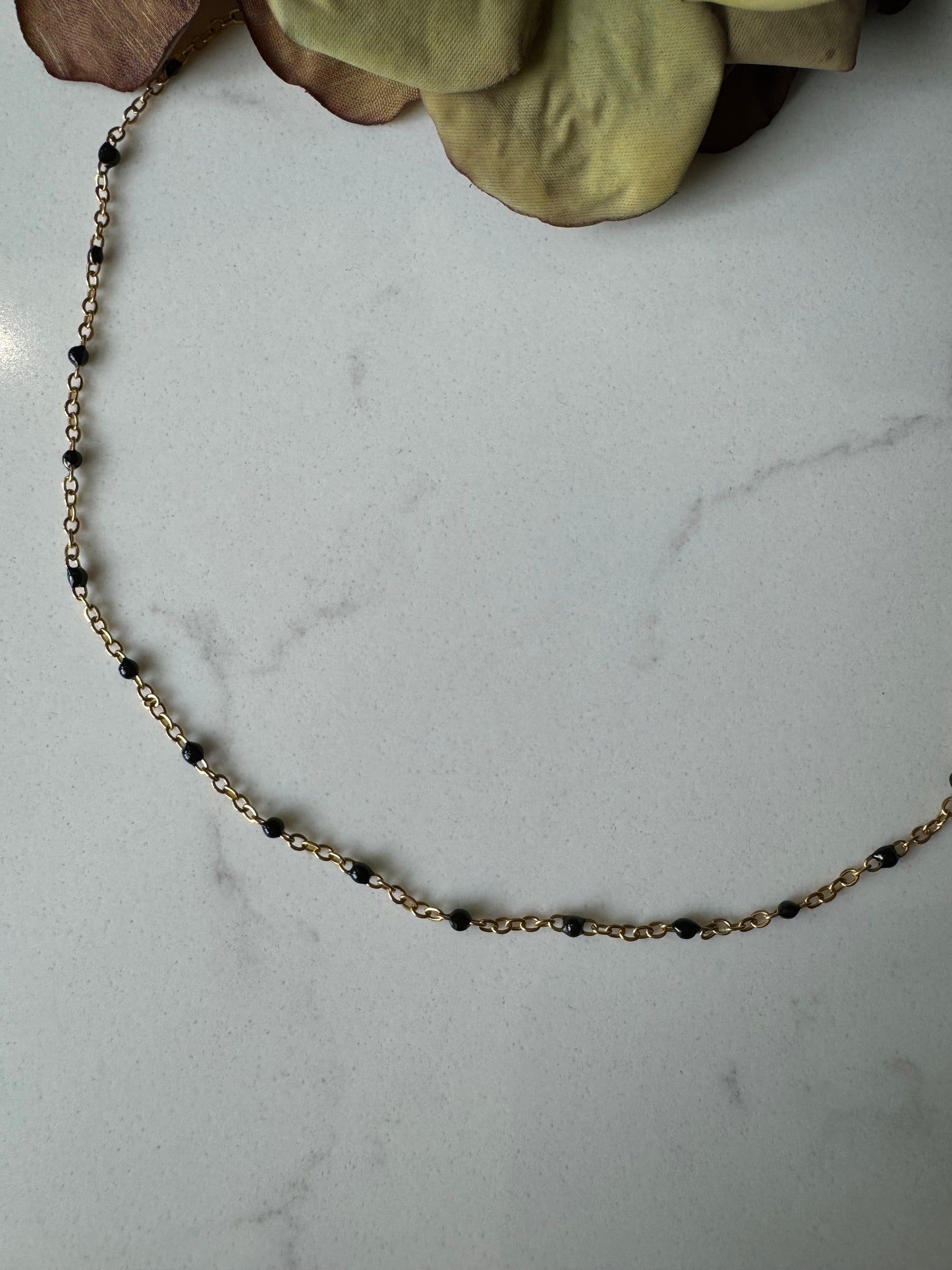 Black gold beaded short necklace 73