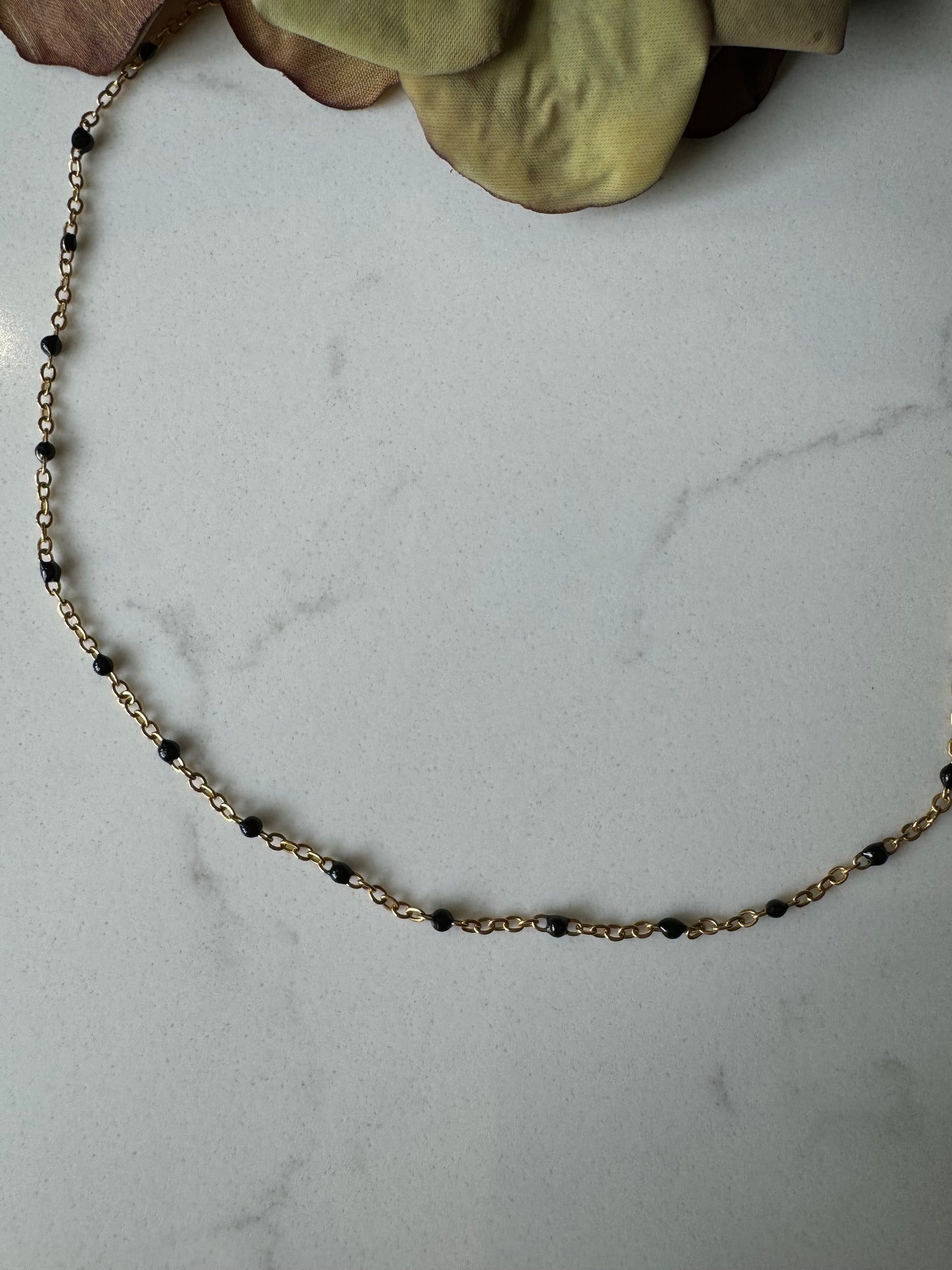 Black gold beaded short necklace 73