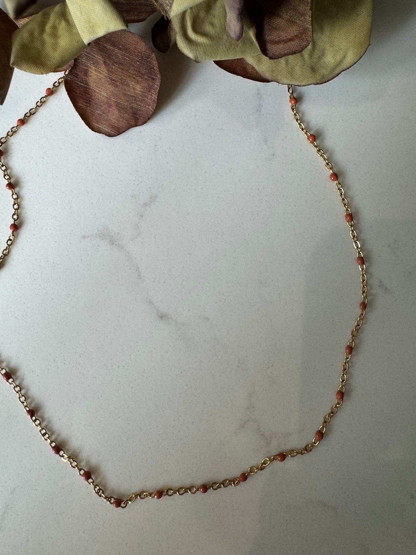 Brown gold beaded necklace 0074
