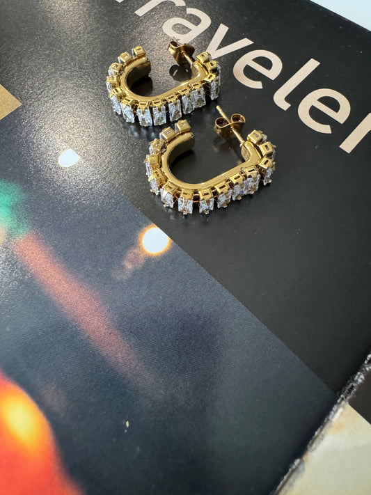 Diamond oval hoop 78