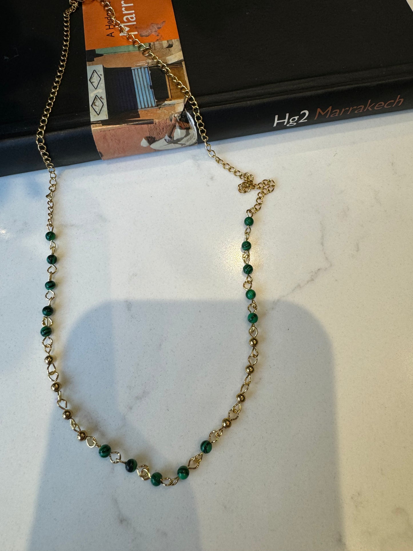Green stone ball chain necklace 90