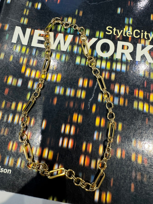 Gold link chain necklace 91